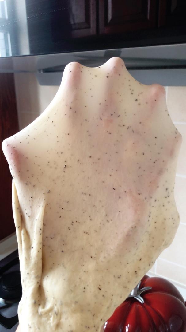 伯爵杏仁乳酪卷