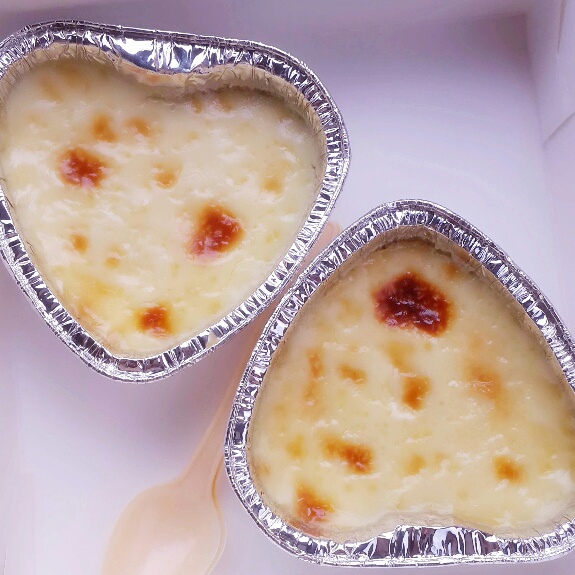 Crèmebrulée。法式烤布雷。焦糖布丁。