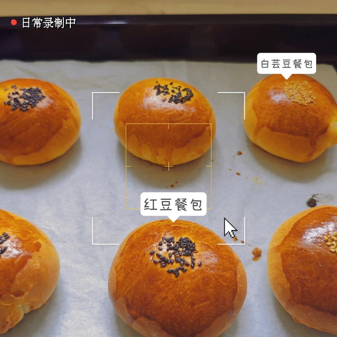 手揉面包详细贴:红豆面包