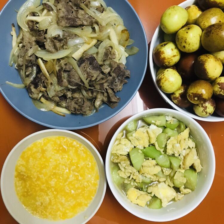 丝瓜炒蛋（快手菜）