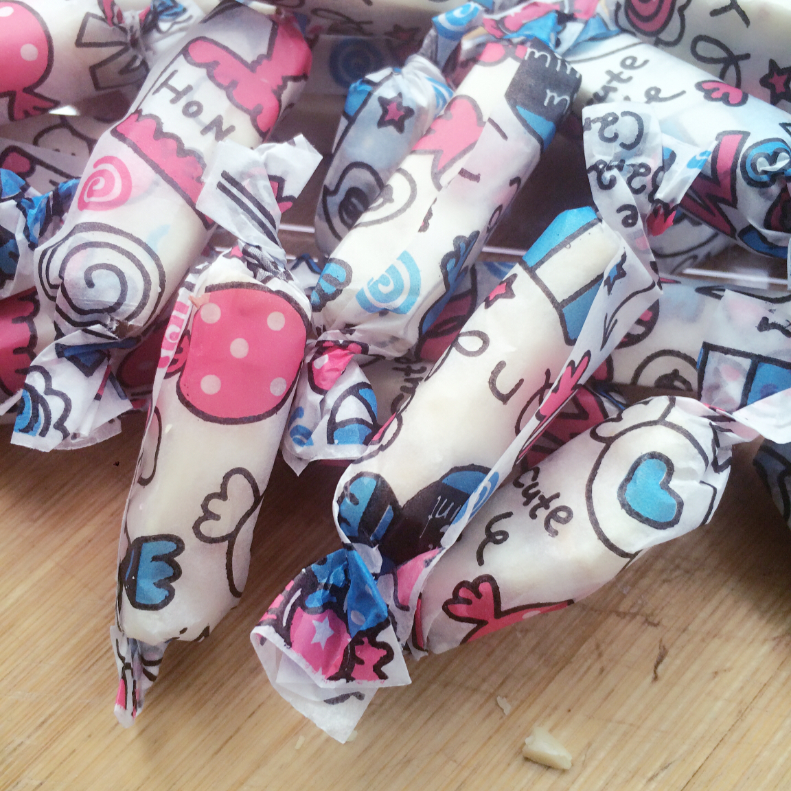 多味花生牛轧糖