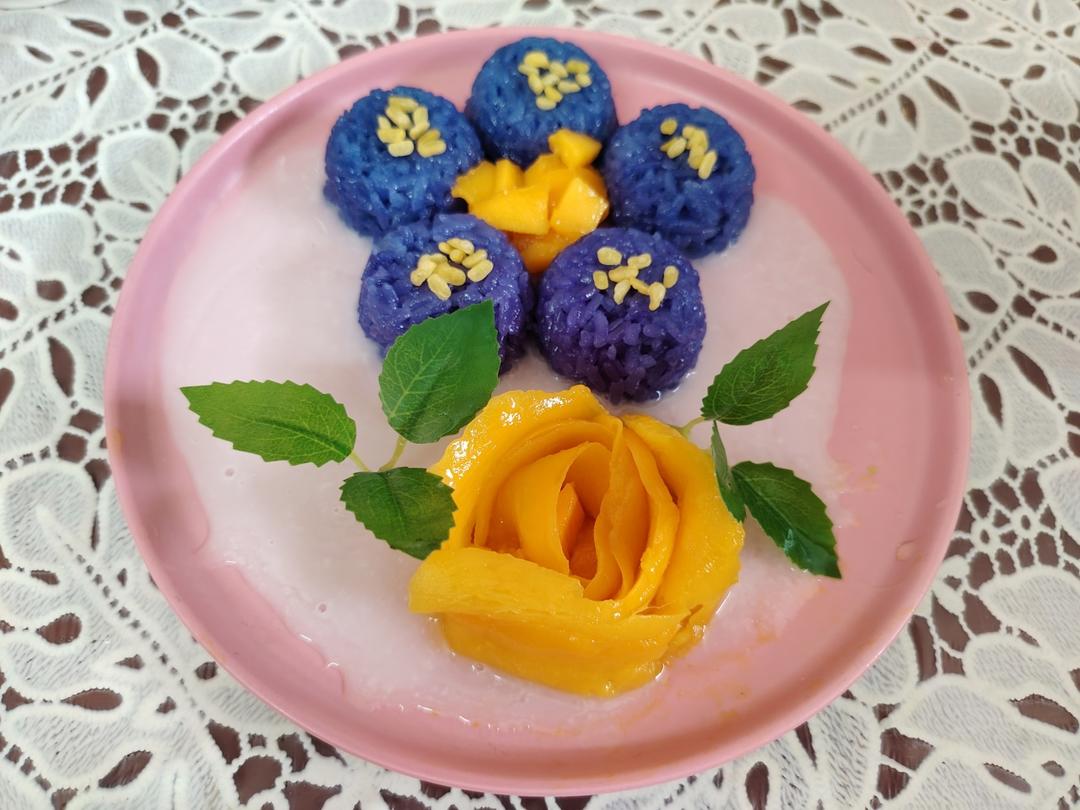 椰浆芒果糯米饭（附芒果玫瑰花做法）
