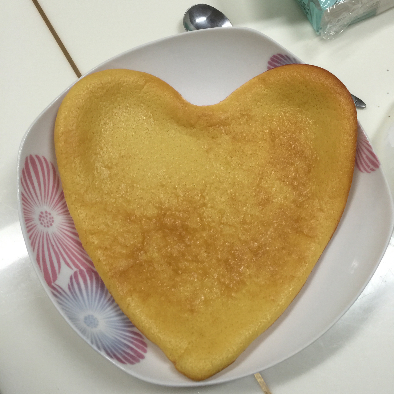 烤箱做蛋糕（戚风蛋糕的做法）