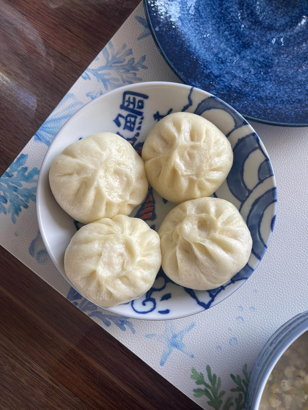 奥尔良鸡腿馅包子