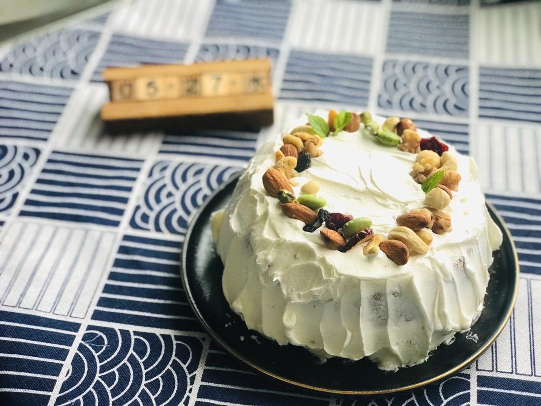 坚果芋泥奶油蛋糕
