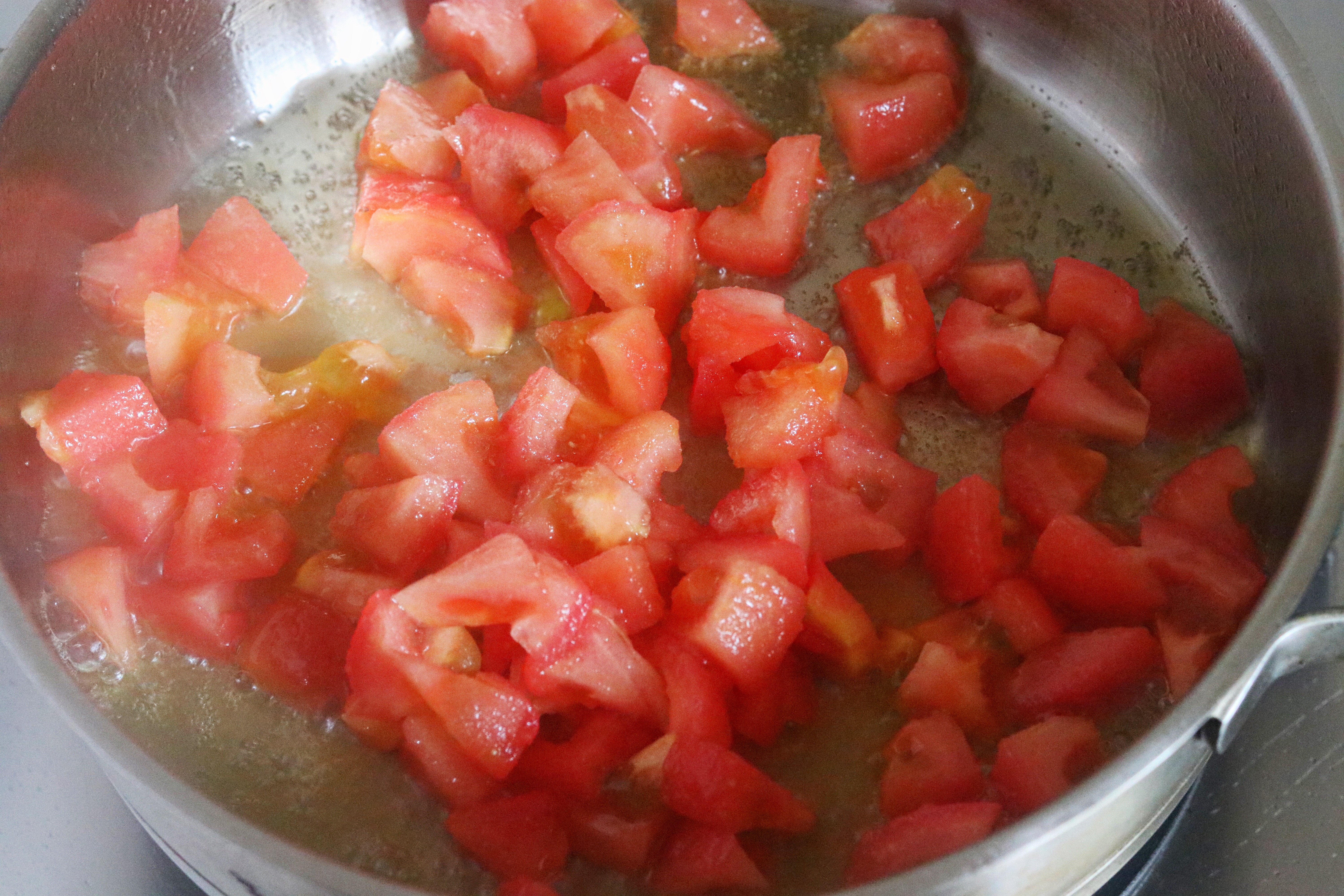 西红柿鸡蛋汤￨万里挑一的做法 步骤4