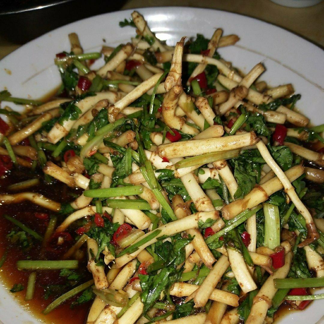凉拌鱼腥草