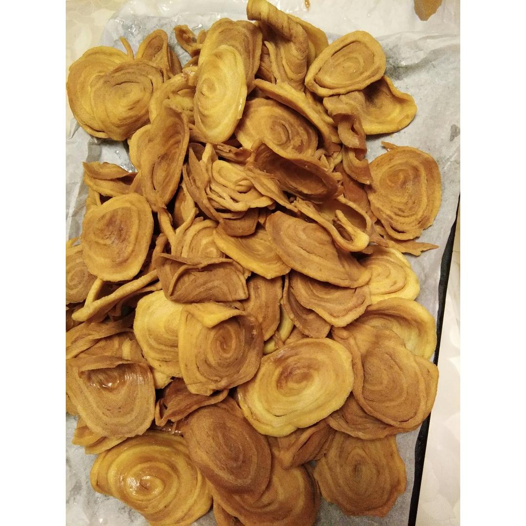 炸猫耳朵牛耳朵零食年货猪耳朵