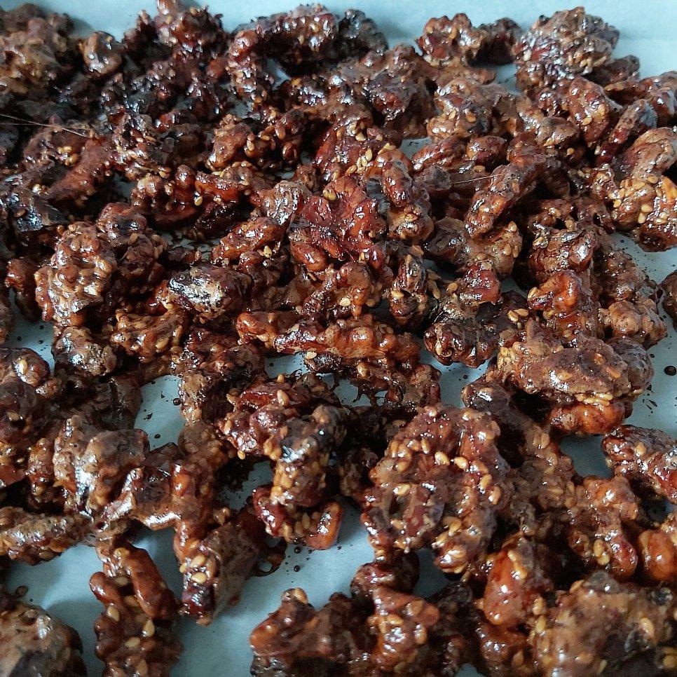 不用油炸就可以做出好吃的琥珀核桃仁