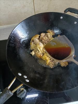 茶树菇烧鸡的做法 步骤8