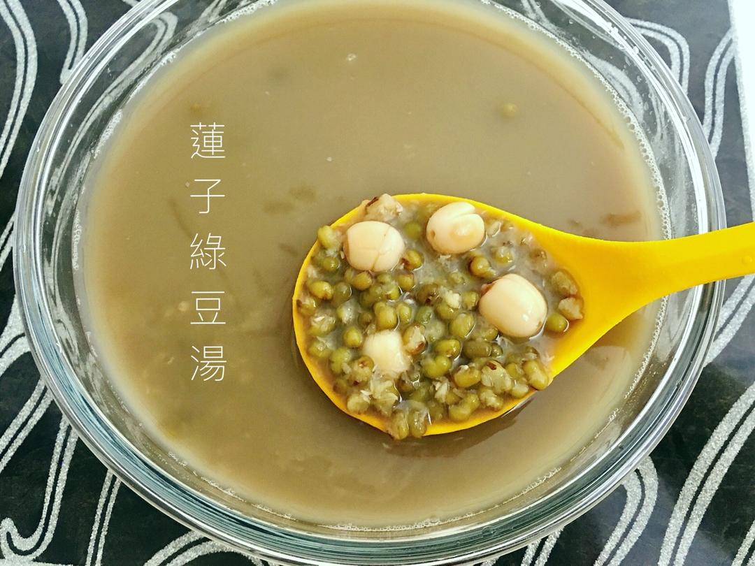 yan妈咪de游乐园做的绿豆汤