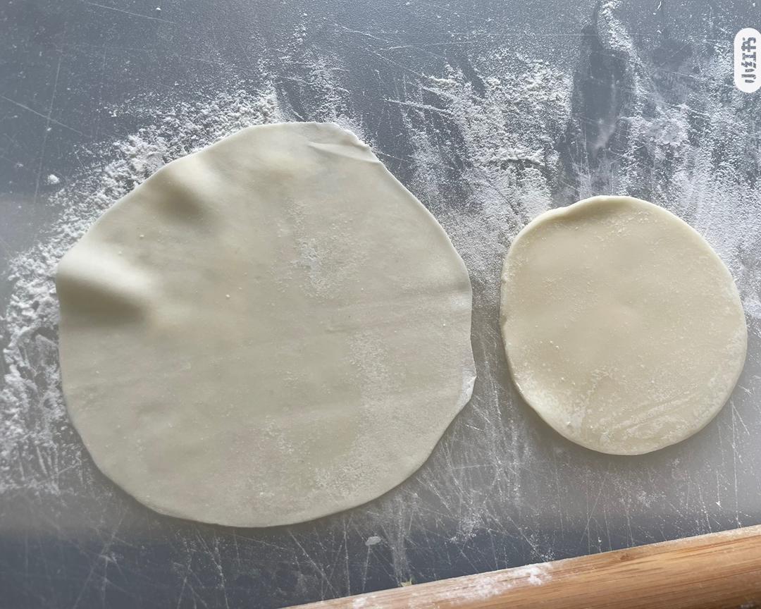 西葫芦鸡蛋水饺皮蒸包的做法 步骤6