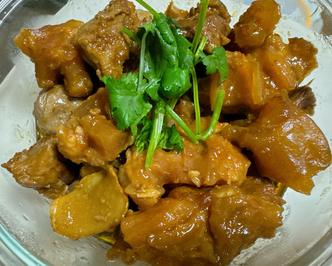 绝对正宗的粤式萝卜牛腩