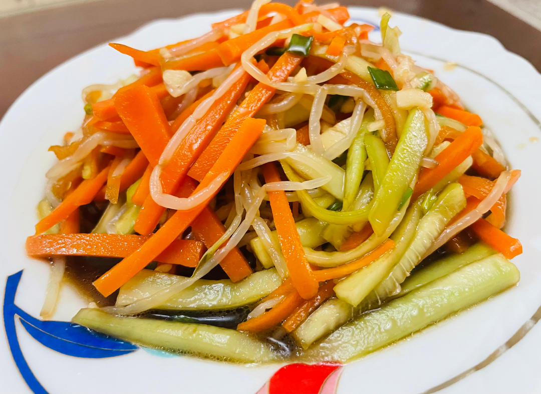 凉拌绿豆芽