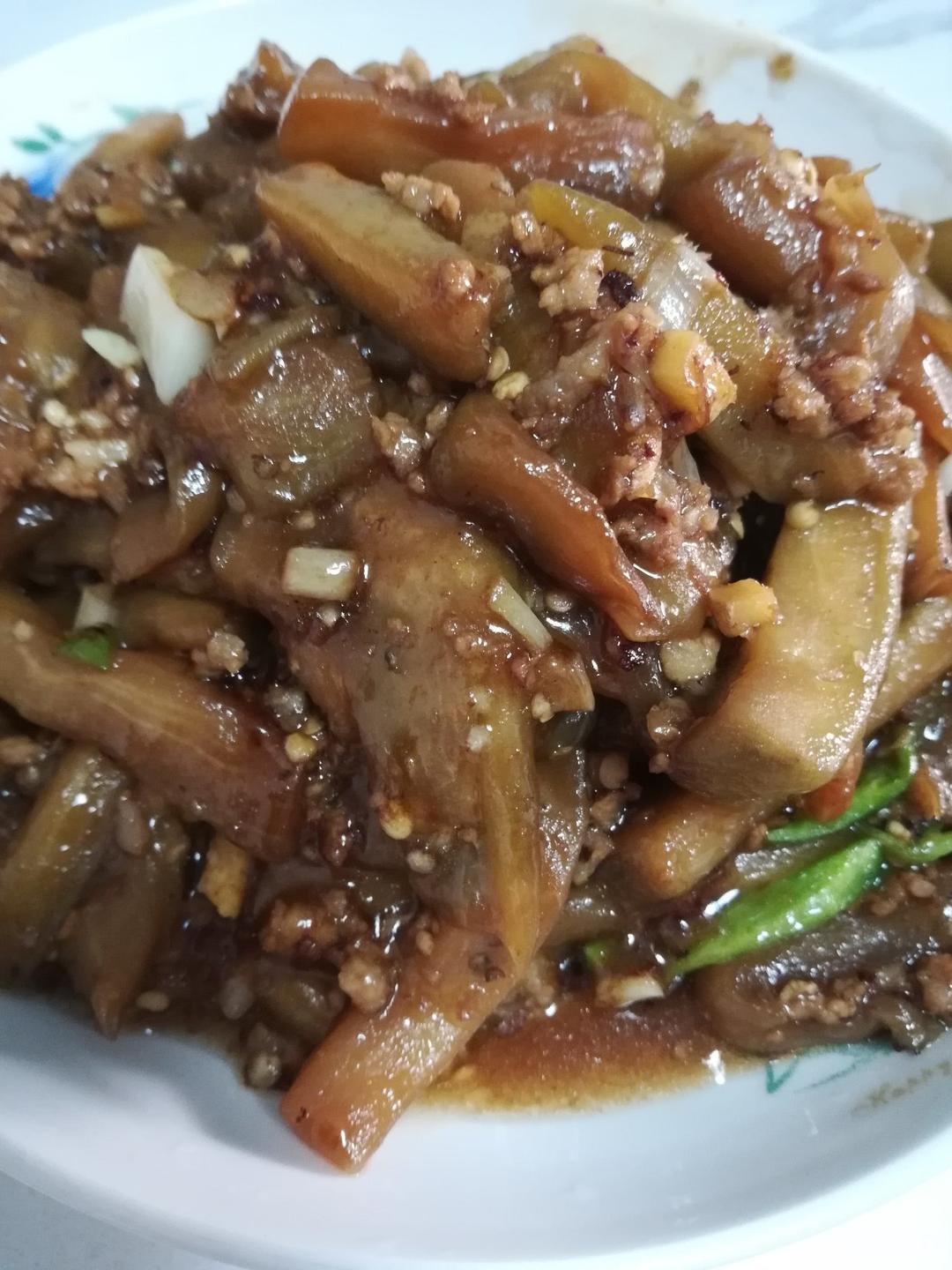 肉沫茄子（非油炸健康版）文末另附万能鱼香汁配方。
