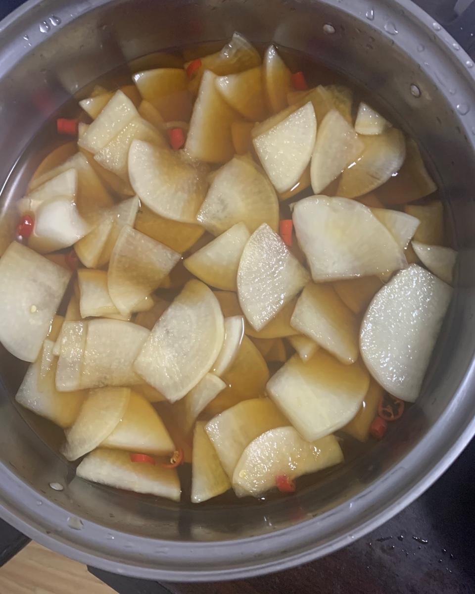 快手腌制爽口脆萝卜