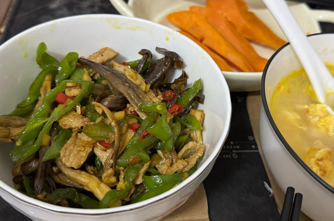 不二鹿茸菇炒肉