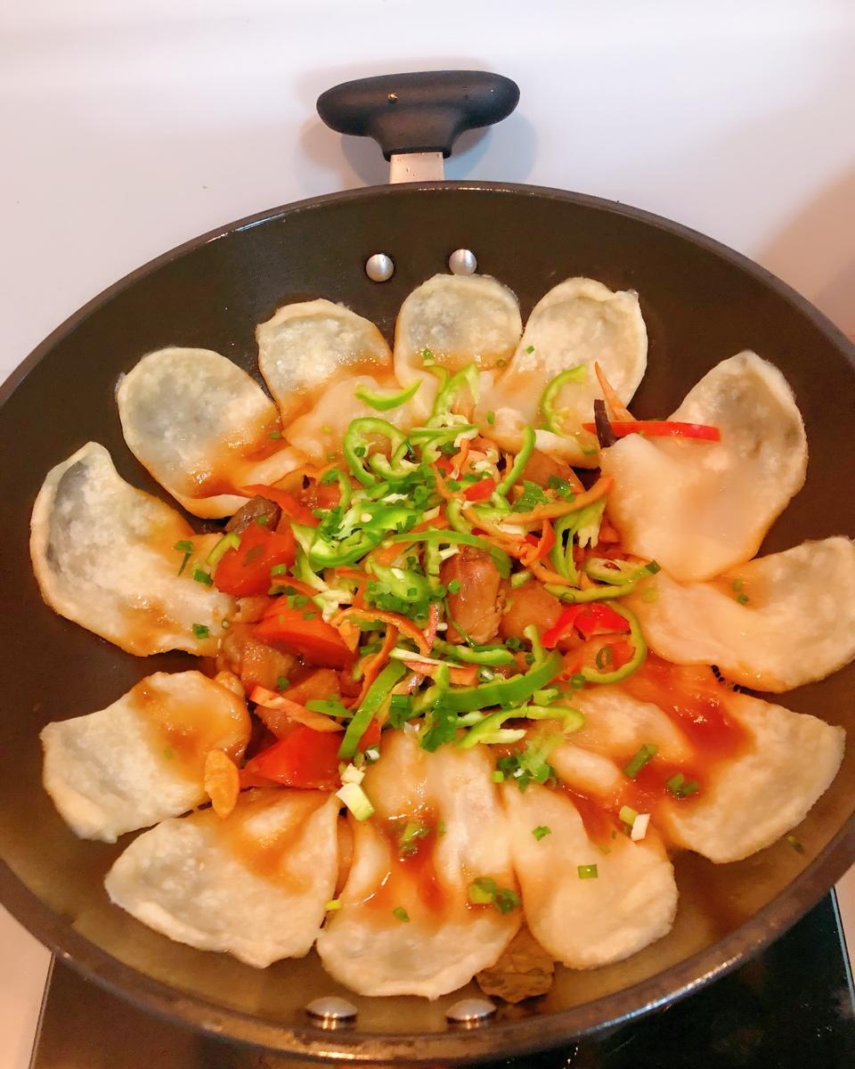 地锅鸡+自制红油【曼食慢语】
