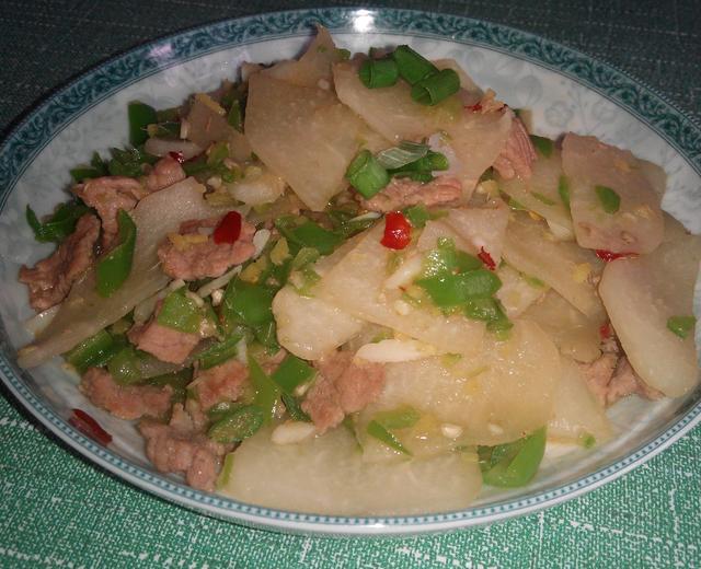 白地瓜（豆薯）青椒炒肉的做法