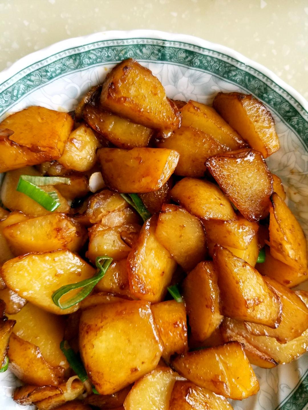 逸耳做的红烧土豆