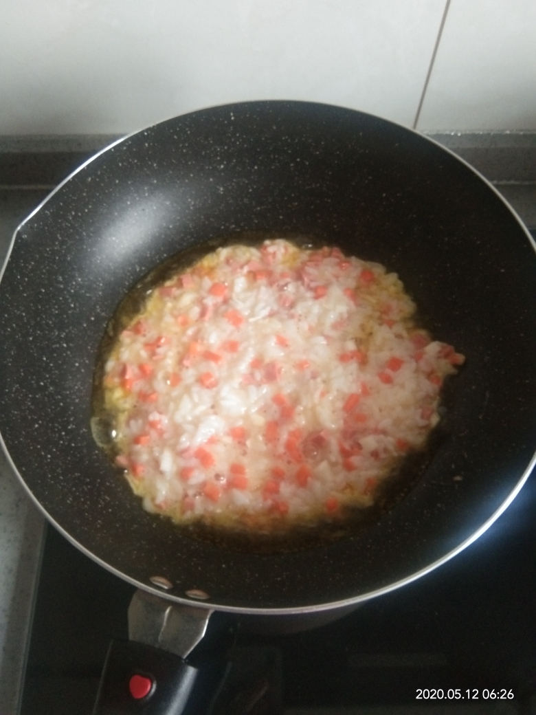 香煎大米饭的做法 步骤3