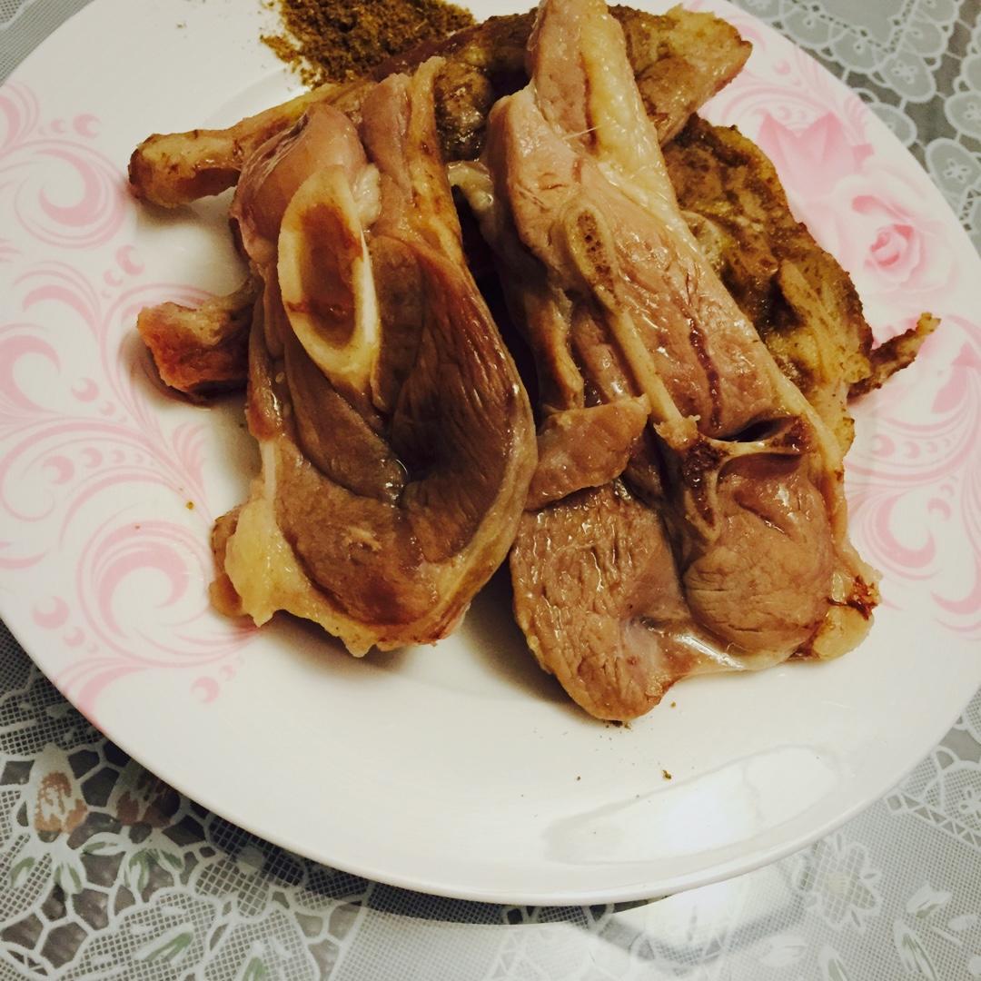 【蒙古族】秘制烤羊腿