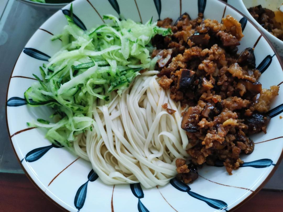 炸酱面