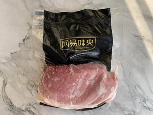 家常青椒炒肉片的做法 步骤1