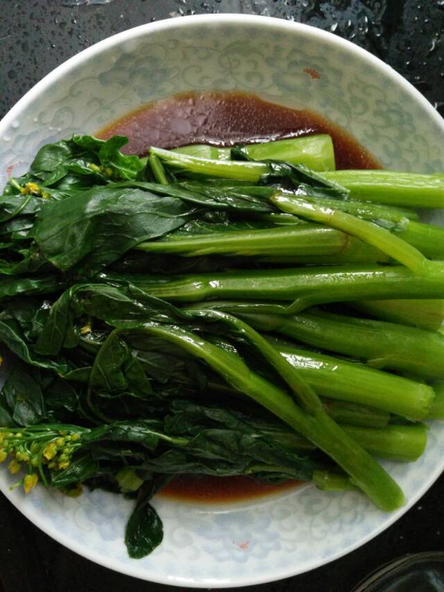 白灼菜心