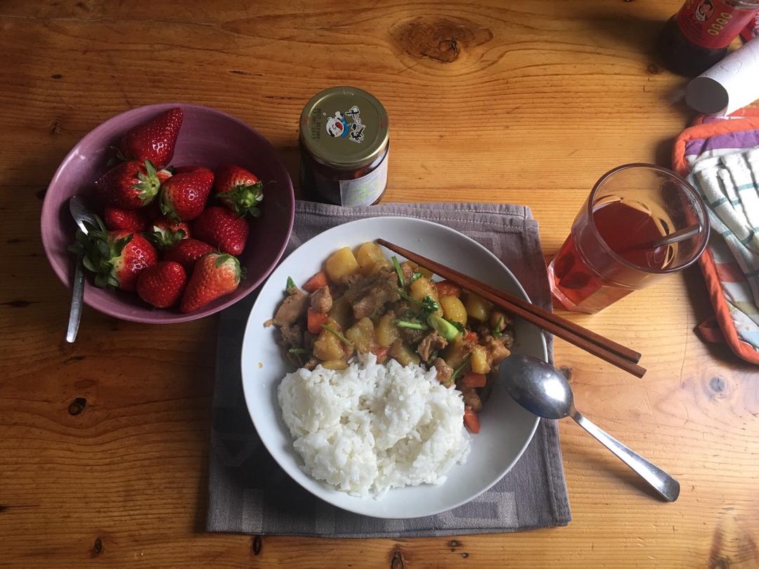 土豆焖鸡腿