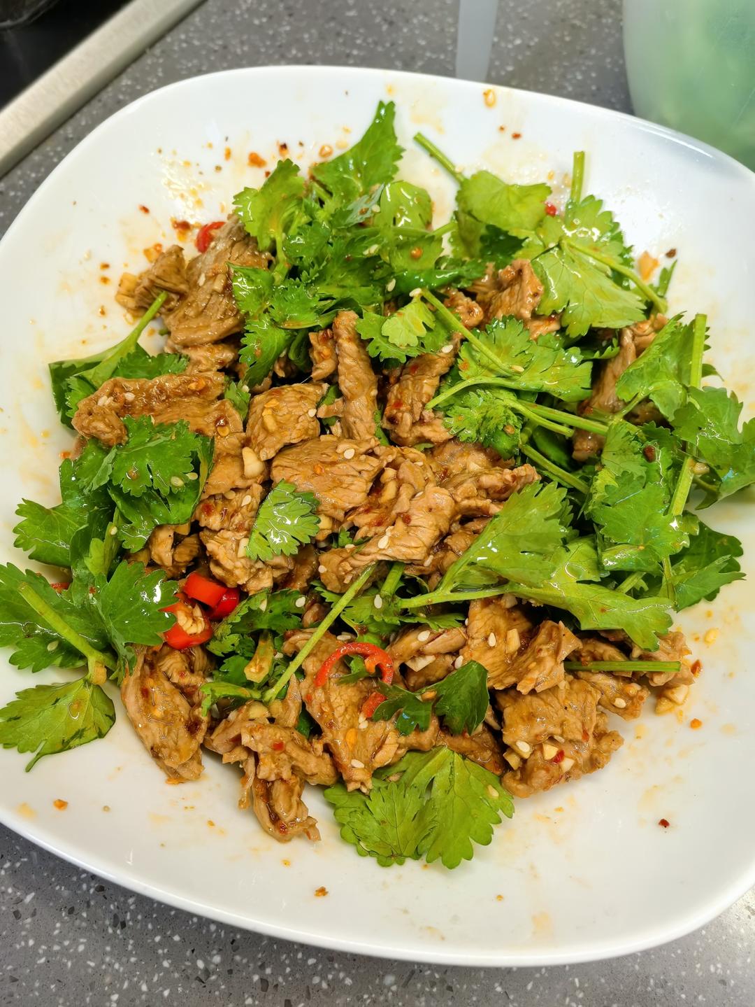 丈母娘吃了都夸的凉拌香菜牛肉
