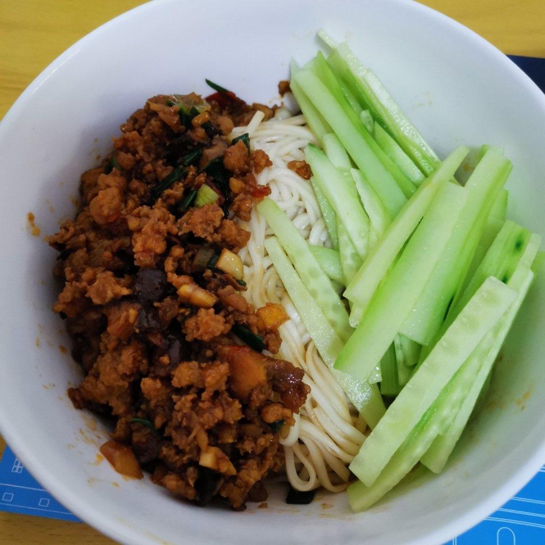 炸酱面