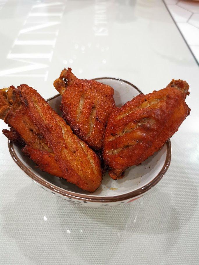 蒜香炸鸡翅