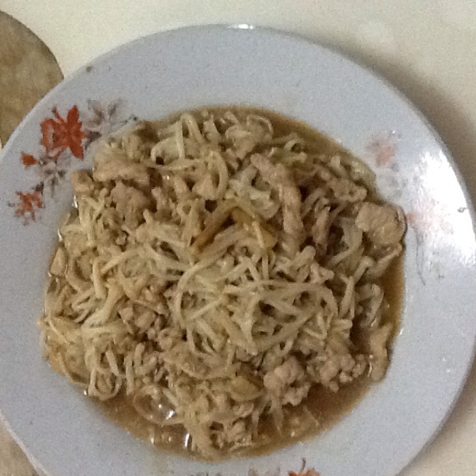 肉末金针菇