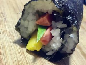 寿司卷
鳗鱼芝士饭团🍙+紫菜卷的做法 步骤4