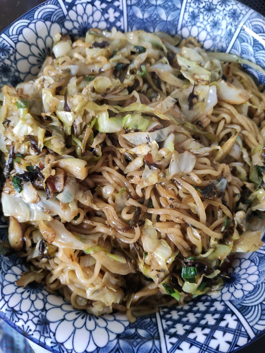 橄榄菜肉丝炒面