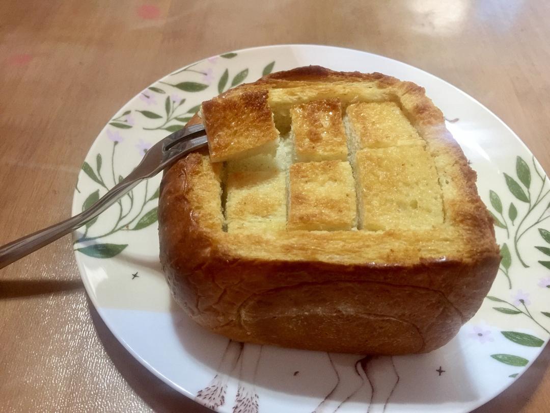 蜂蜜厚多士配冰淇淋