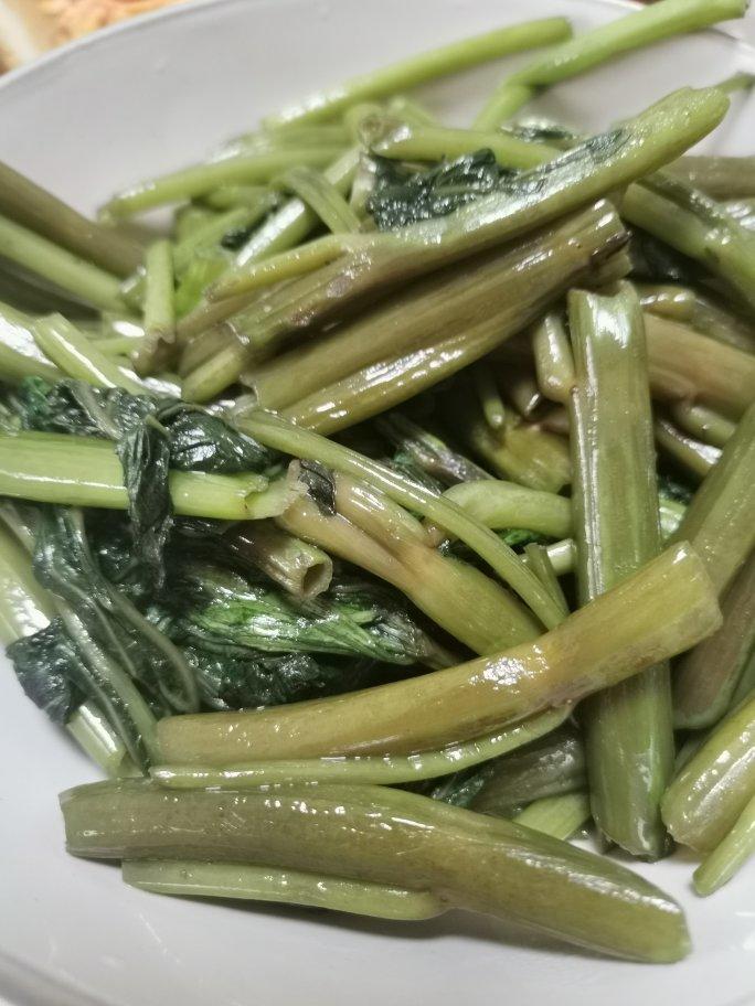 炝炒空心菜（不黑的秘密）