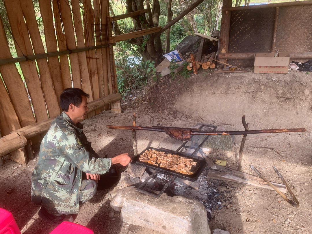 走遍世界，吃遍各地