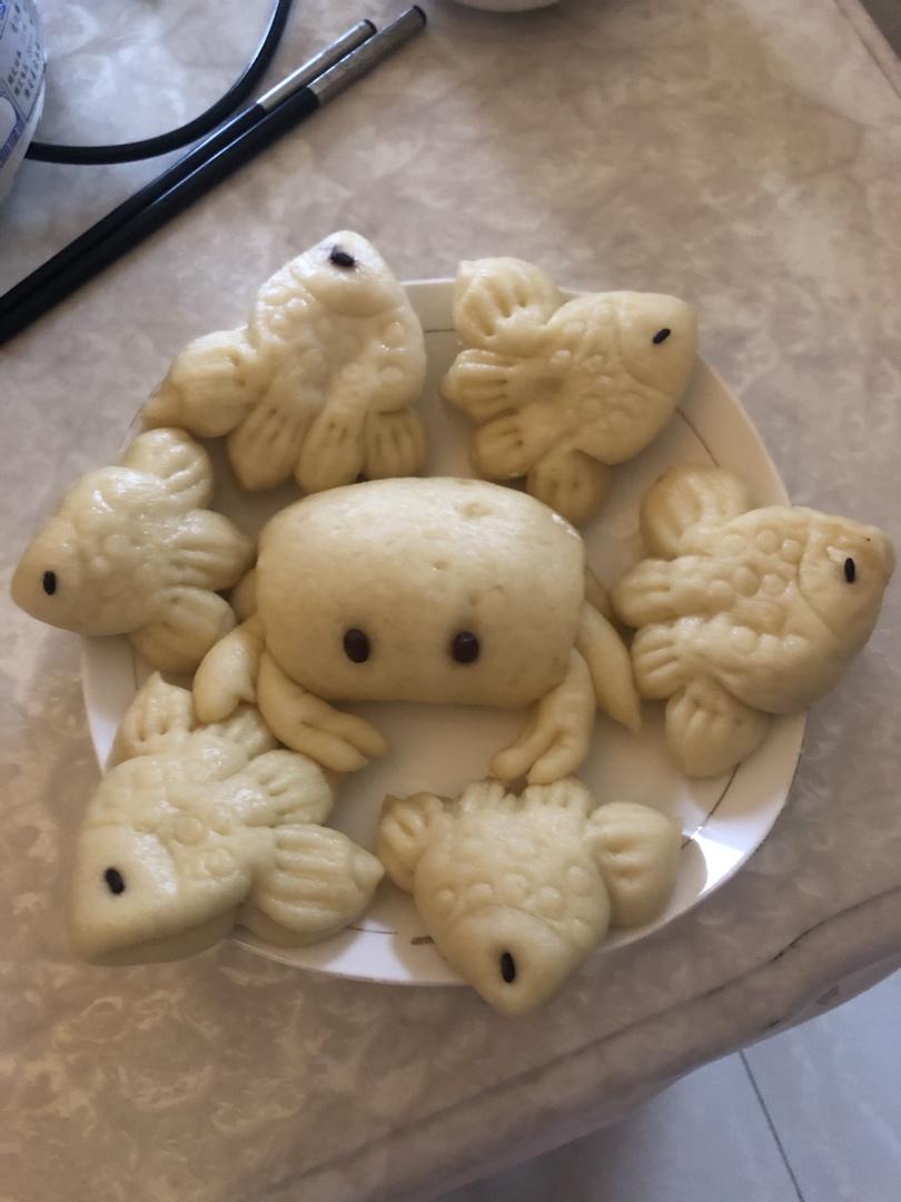 南瓜、紫薯花样馒头