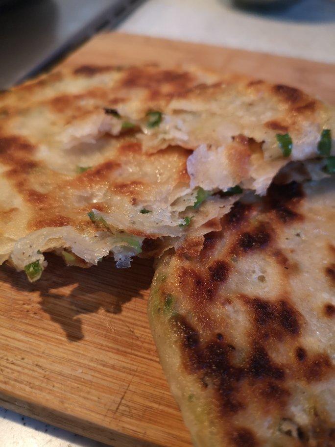 千层酥软葱油饼
