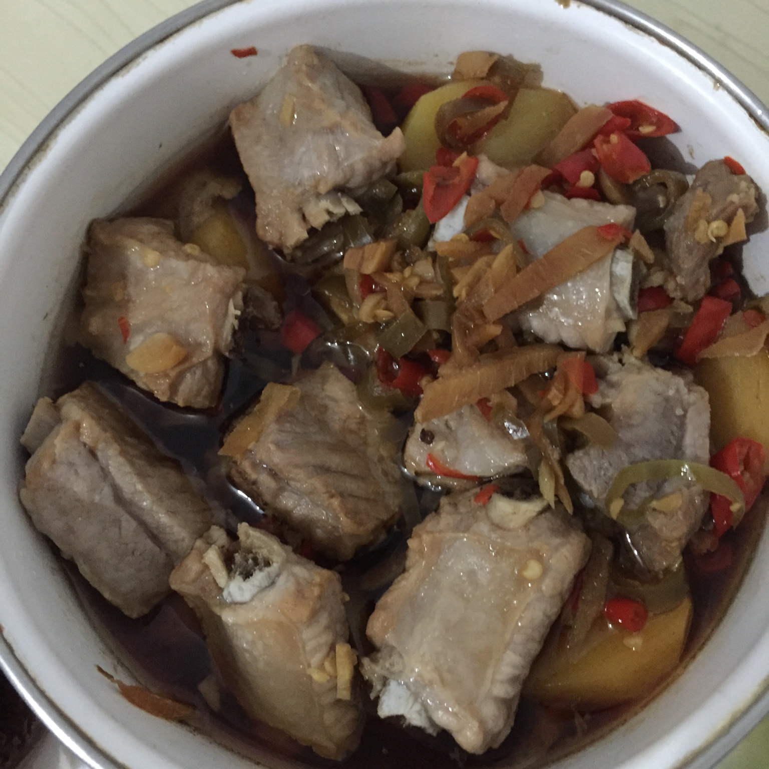剁椒排骨蒸土豆