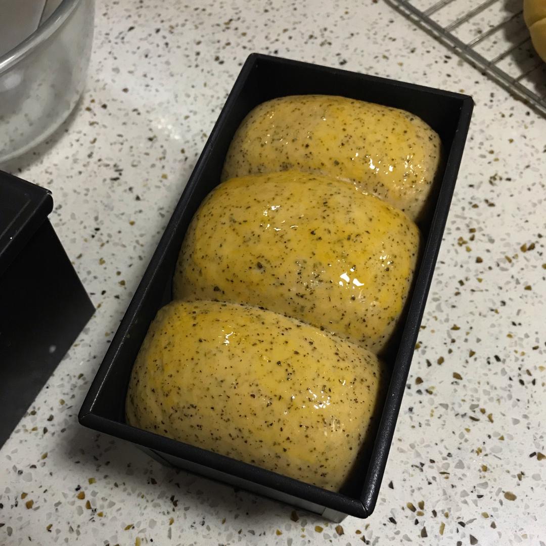 红茶炼乳吐司🍞｜浓郁伯爵奶茶香的做法 步骤6