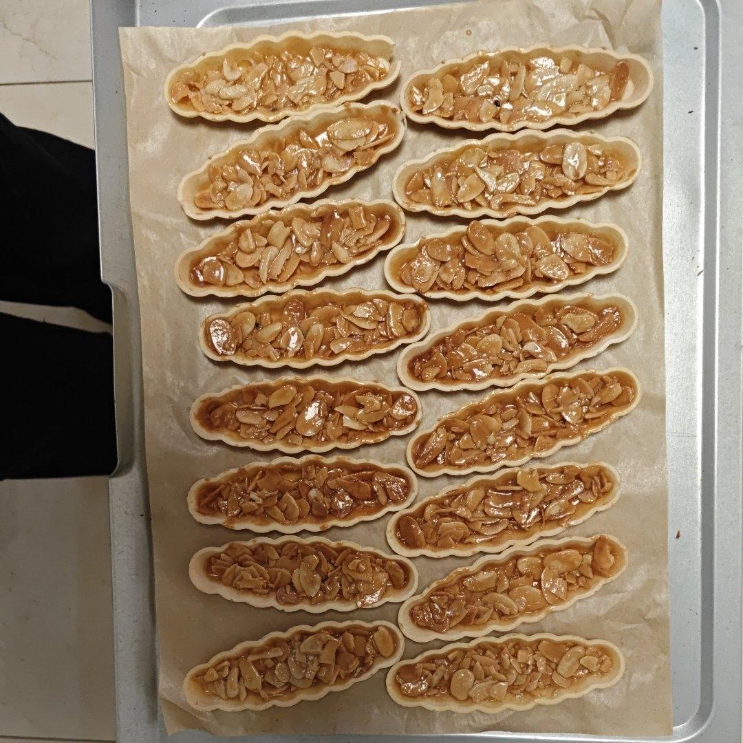 私房爆款焦糖杏仁糯米船