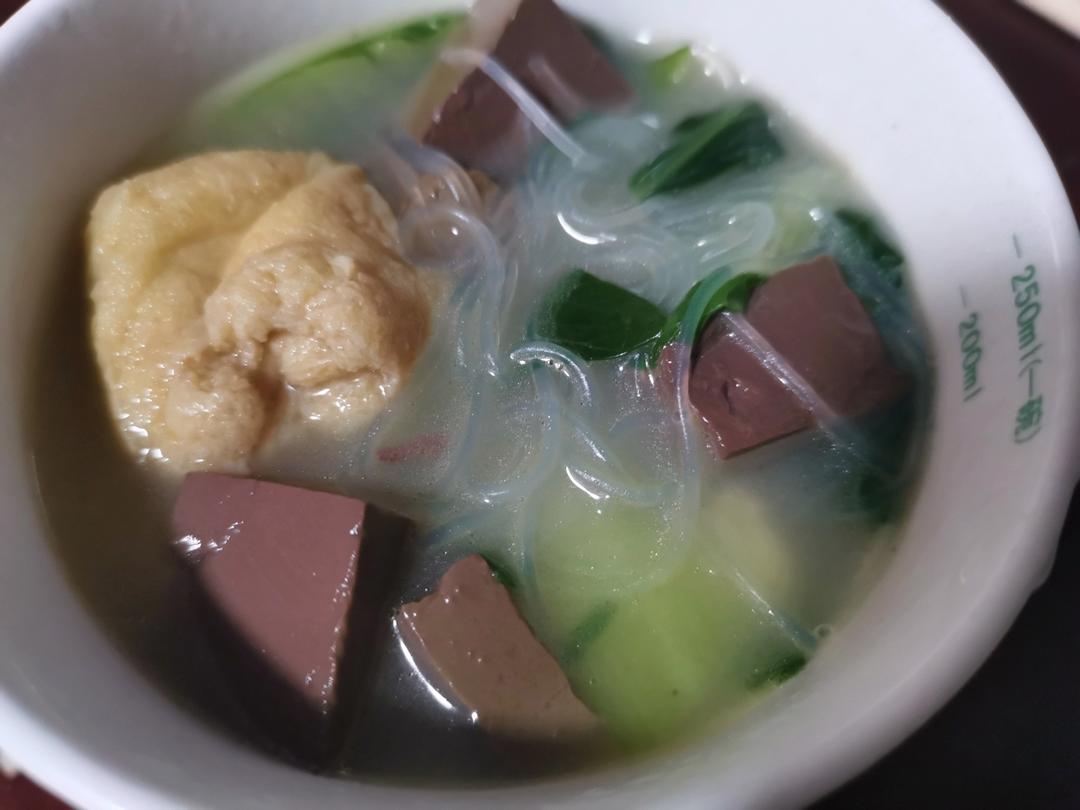 鸭血粉丝汤