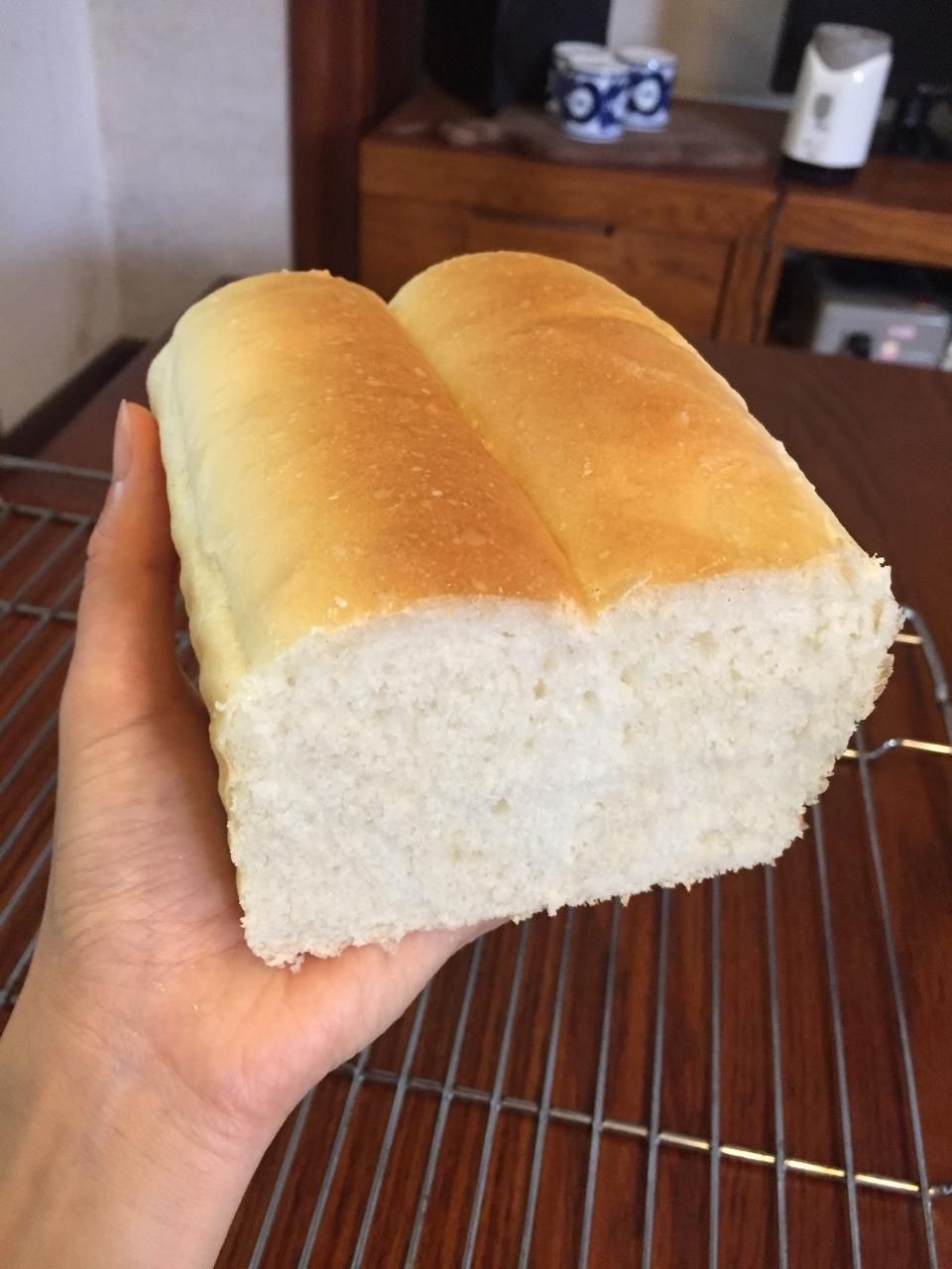 鲜奶红豆吐司