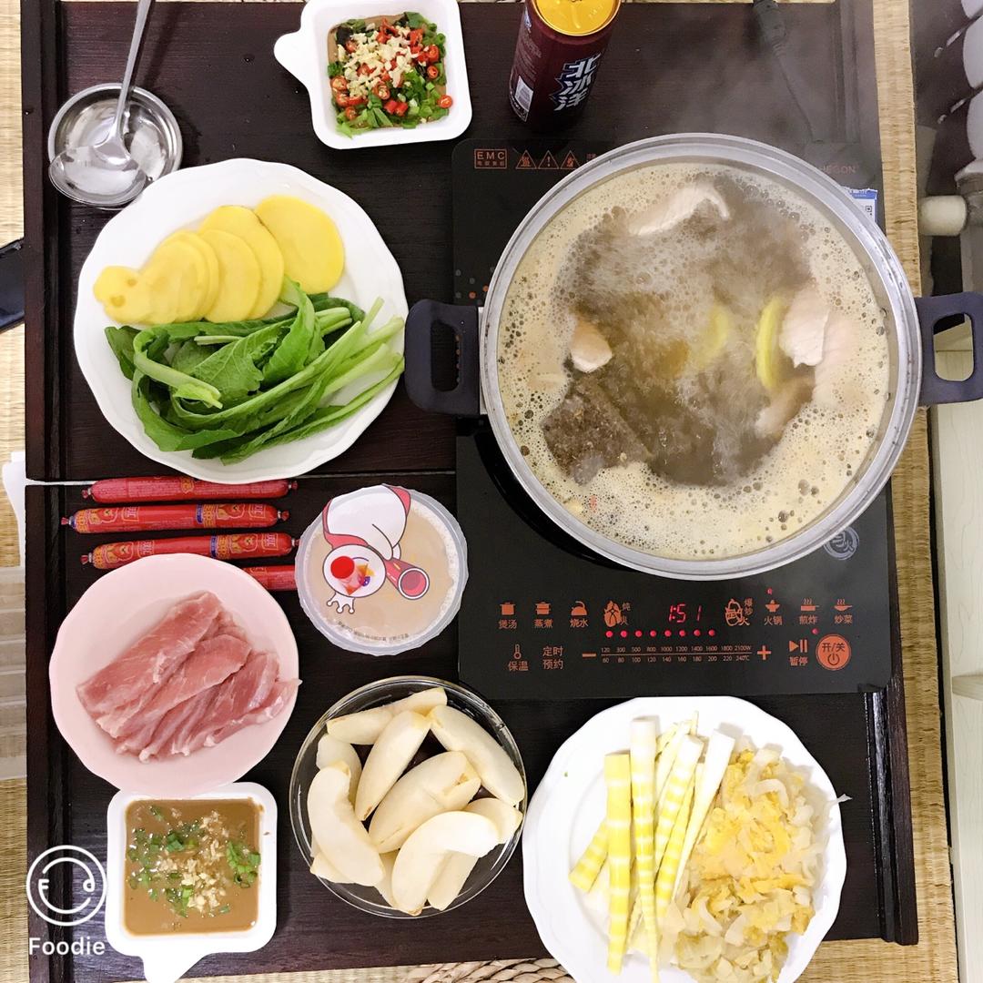 麻辣火锅（家庭版）