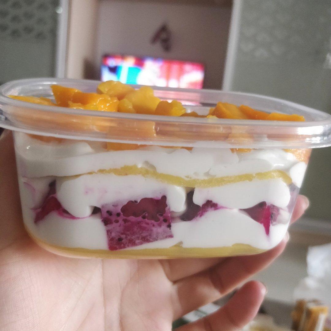 芒果千层蛋糕盒子