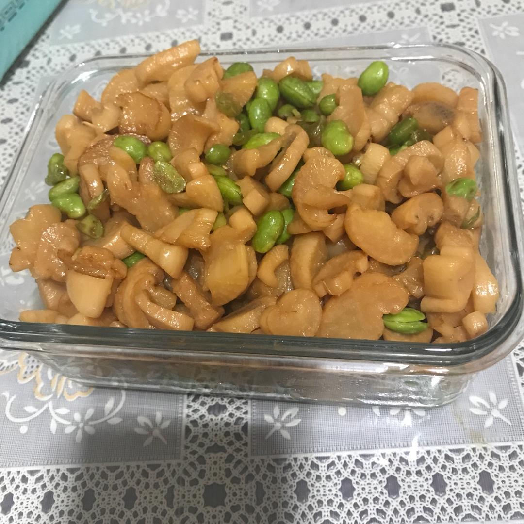 萝卜干炒毛豆