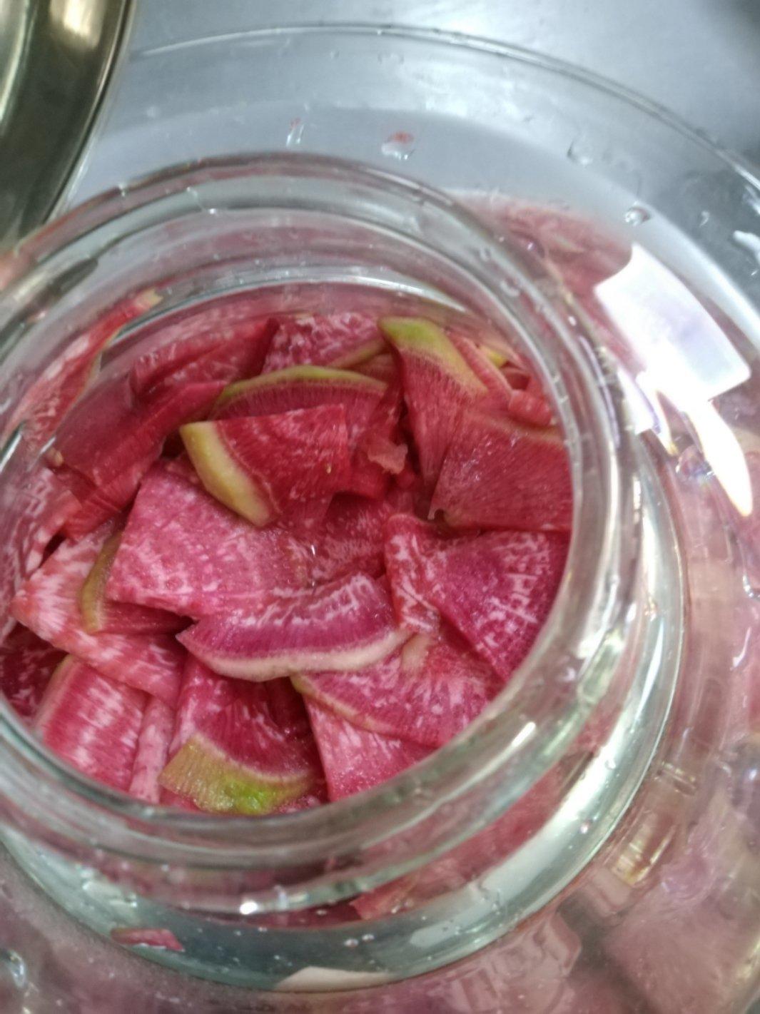 酸甜红皮萝卜
